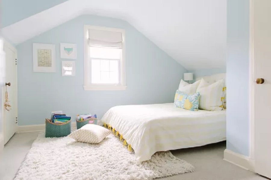 Mẫu 3: Phòng ngủ màu xanh da trời nhẹ nhàng