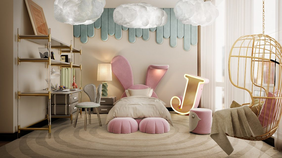 Sự ấn tượng đến từ mẫu giường thỏ ngộ nghĩnh, ghế xích đu chất liệu mây treo trần nhà, đèn trần giả mây cùng vách tường cách điệu sơn màu xanh nhạt được xem là gợi ý hoàn hảo cho không gian của nàng công chúa trong độ tuổi từ 5 - 8